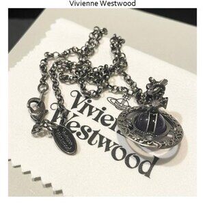 Vivienne Westwood small pearl heart gold pearl bracelet